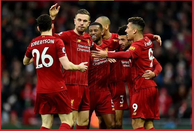 继C罗和小卢卡斯后，奥斯梅恩是第三位欧冠客场对贾府戴帽的球员