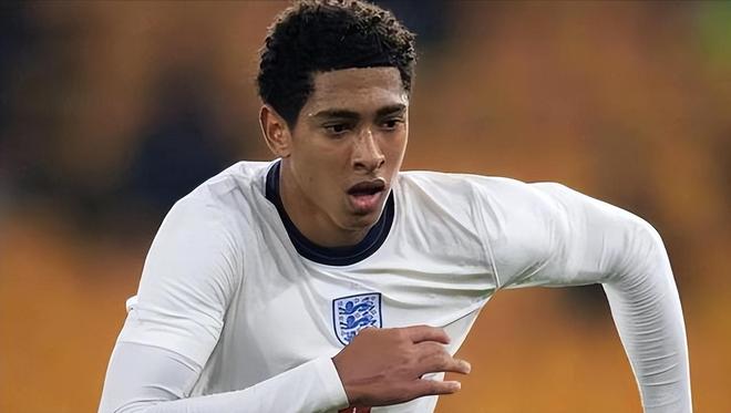 莱切总经理：尤文有意加布里埃尔，但我希望他能留到赛季结束