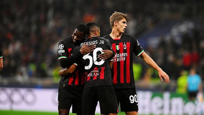 西帅的第一次主场执教，他感谢所有球迷的支持