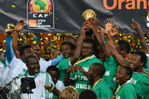 土耳其足协：恰尔汗奥卢因伤退出国家队，两名U21进入名单（土耳其足协通报：恰尔汗奥卢伤退，U21两将递补入选）