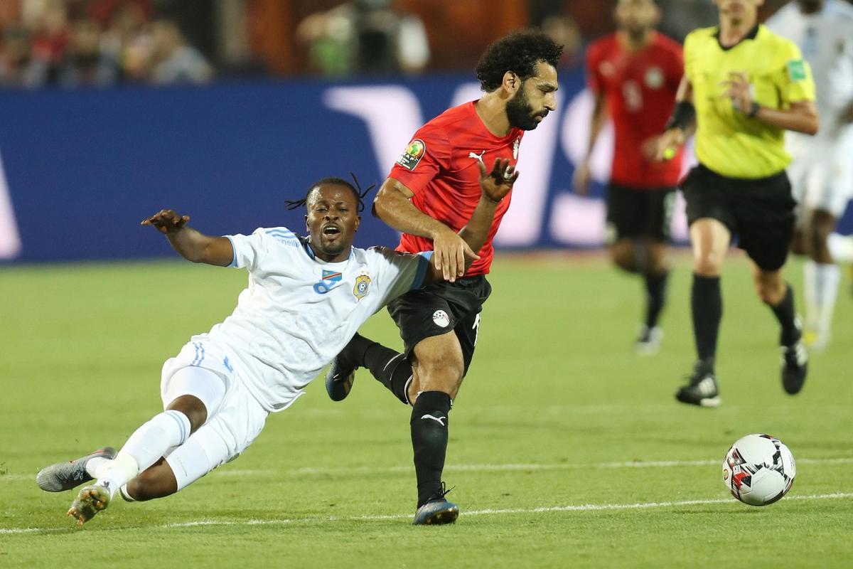 勇士vs鹈鹕伤病报告：库里等8人缺席，小佩顿大概率出战