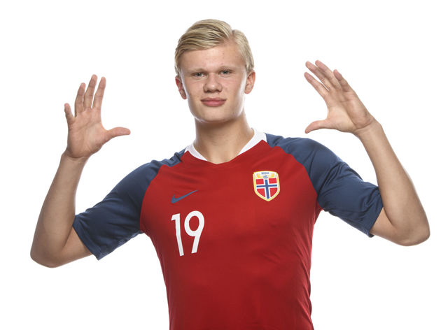 英超战报：曼联客场战胜埃弗顿,（英超：曼联客场力克埃弗顿）