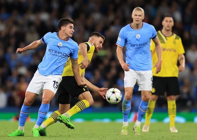 【欧冠】——心疼阿隆索，哪里都是曼城（欧冠：替阿隆索心酸，满眼尽是曼城）