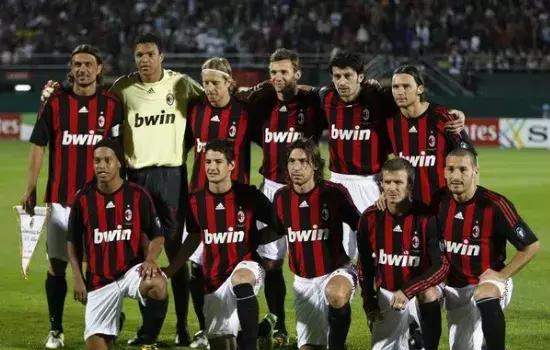 皮克：法国队纸面实力最强，但只有球星还远远不够