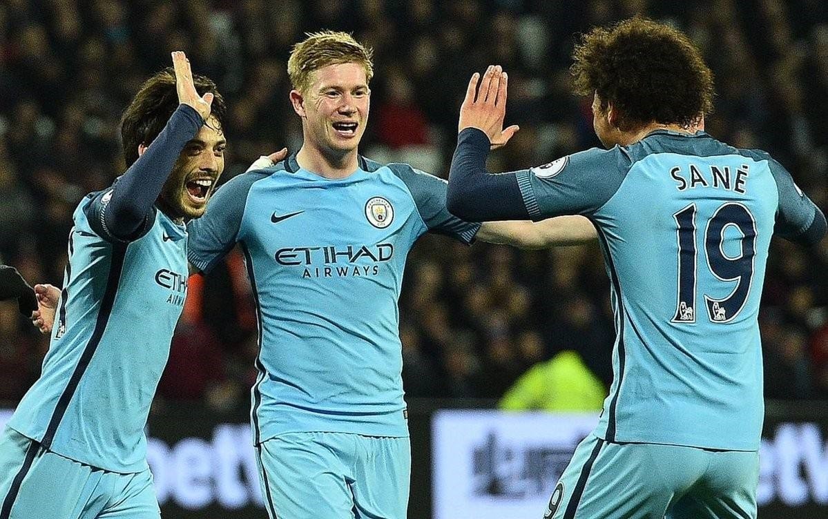 杜兰特关键补篮逆转比赛