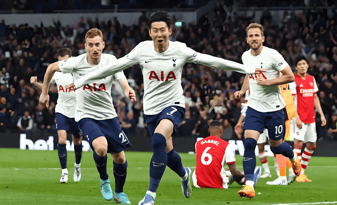 随着曼联1-1遭绝平，英超最新积分榜出炉：阿森纳一枝独秀