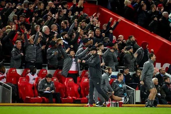 常在河边走哪有不湿鞋，恰尔汗奥卢国米生涯首次点球被扑