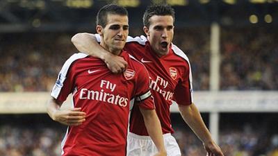 姆巴佩西甲第15轮狂轰3球，助皇马3-0胜毕巴，状态惊人，成为当世足坛第一人。（西甲第15轮，姆巴佩帽子戏法助皇马3-0毕巴，状态惊艳，直指当今足坛第一人）