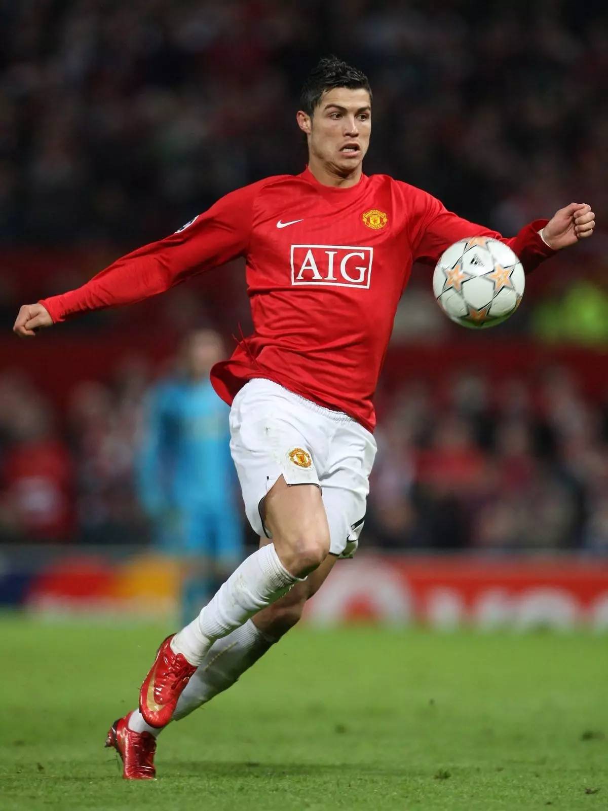 官方：阿费莱出任埃因霍温助理教练，奥伊耶正式离任（埃因霍温官宣：阿费莱担任助教，奥伊耶卸任）