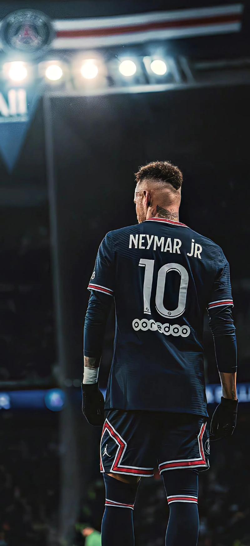 篮球篮网交易传闻不断，管理层保持沉默