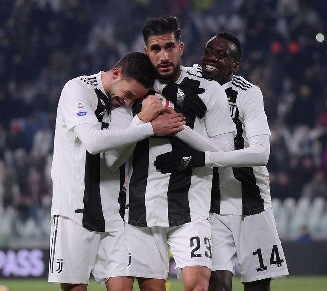 英超战报：沃特金斯、范黑克均双响，布莱顿3-4阿斯顿维拉（英超赛报：沃特金斯、范黑克双双梅开二度，阿斯顿维拉4-3布莱顿）