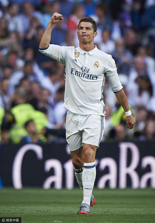 天空体育：阿森纳正与萨卡就一份长期合同进行谈判，进展顺利（天空体育：阿森纳与萨卡推进长期合约谈判，形势乐观）