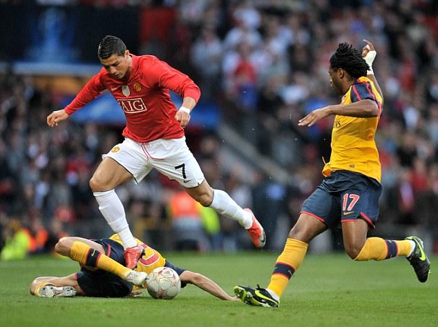 官方：水户蜀葵正式签下甲府风林队长鸟海芳树（官宣：甲府风林队长鸟海芳树加盟水户蜀葵）