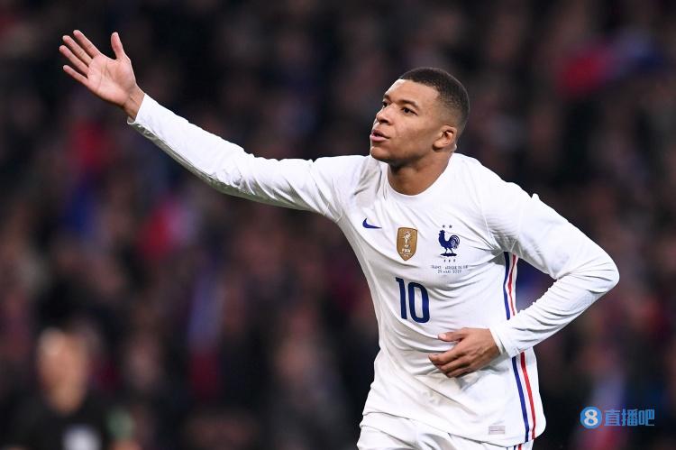 毕包vs巴黎首发：尼科·威廉姆斯对决KK7，维蒂尼亚在列